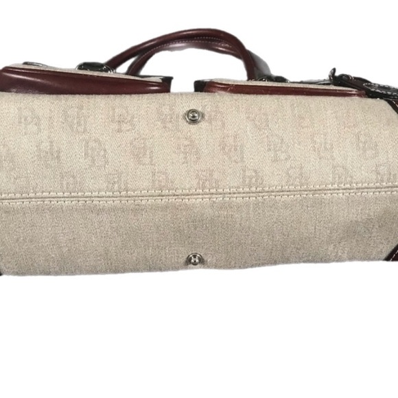 Dooney & Bourke Vintage Signature Anniversary double-pocket satchel - Picture 5 of 5